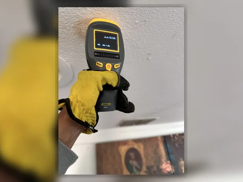 Wide commercial cleaning view